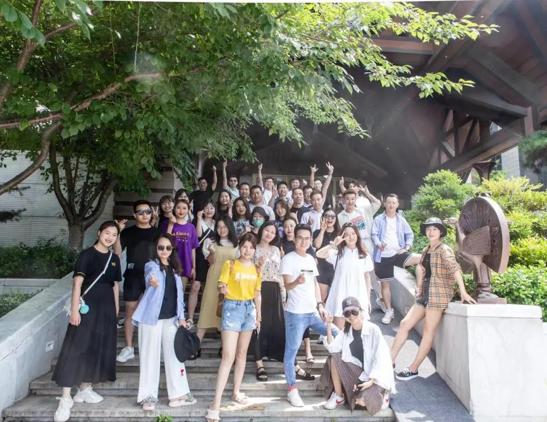 1628243189851492.jpg 默默品牌威海行| 乘风破浪,焕梦青春 – 默默新闻 – 广东默默化妆品有限公司